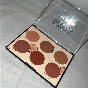 Blush Glow Kit Makeup Palette